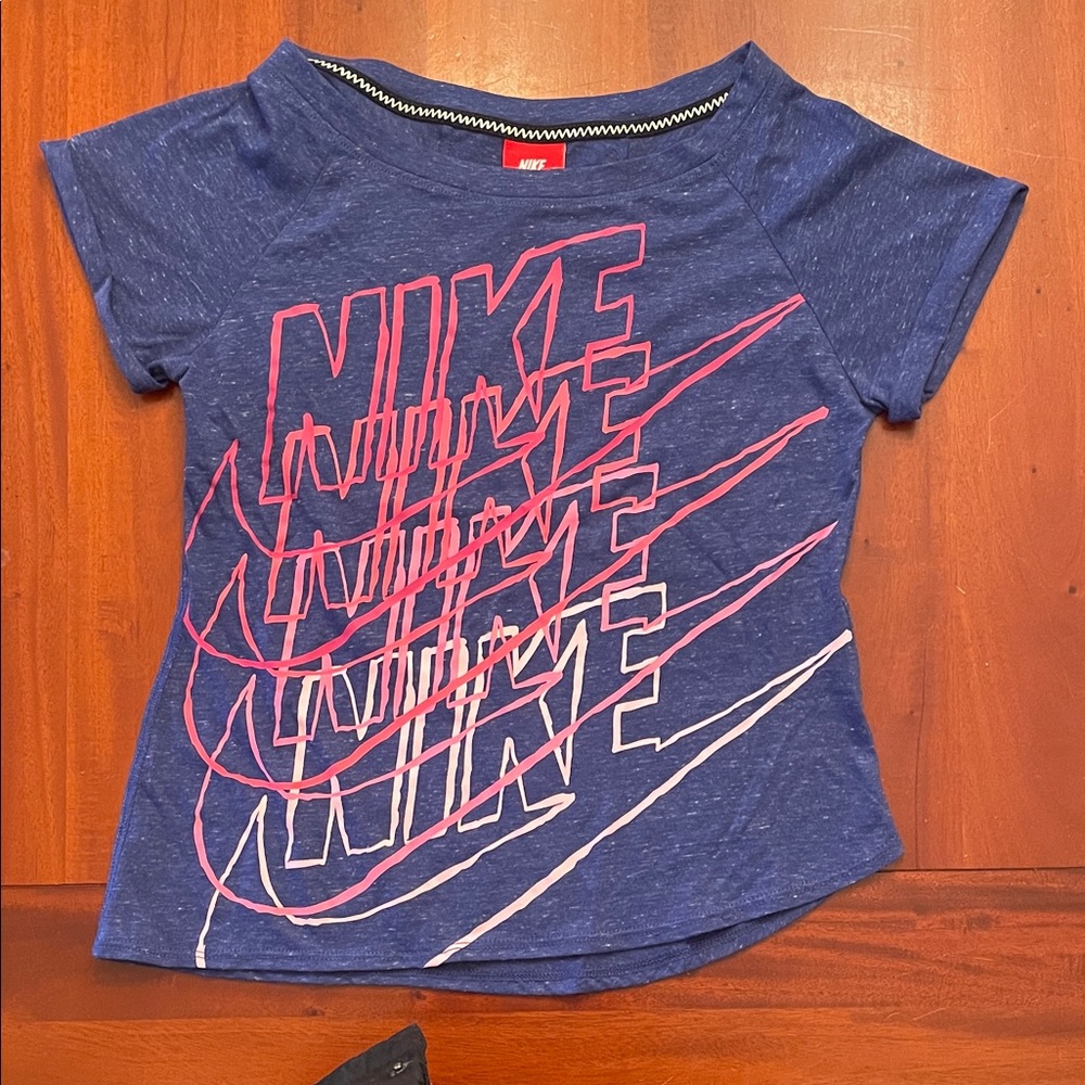 Nike Girls Blue Graphic Tee with Pink Logos